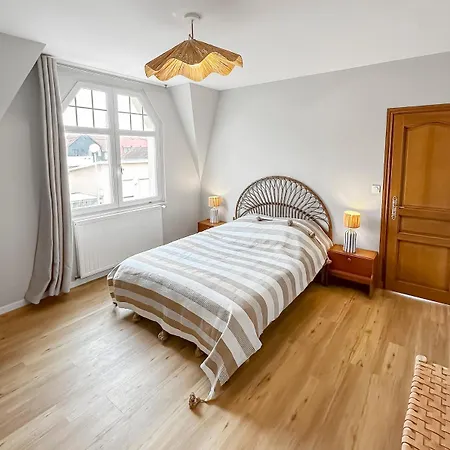 Villa La Postale - House In Center Near